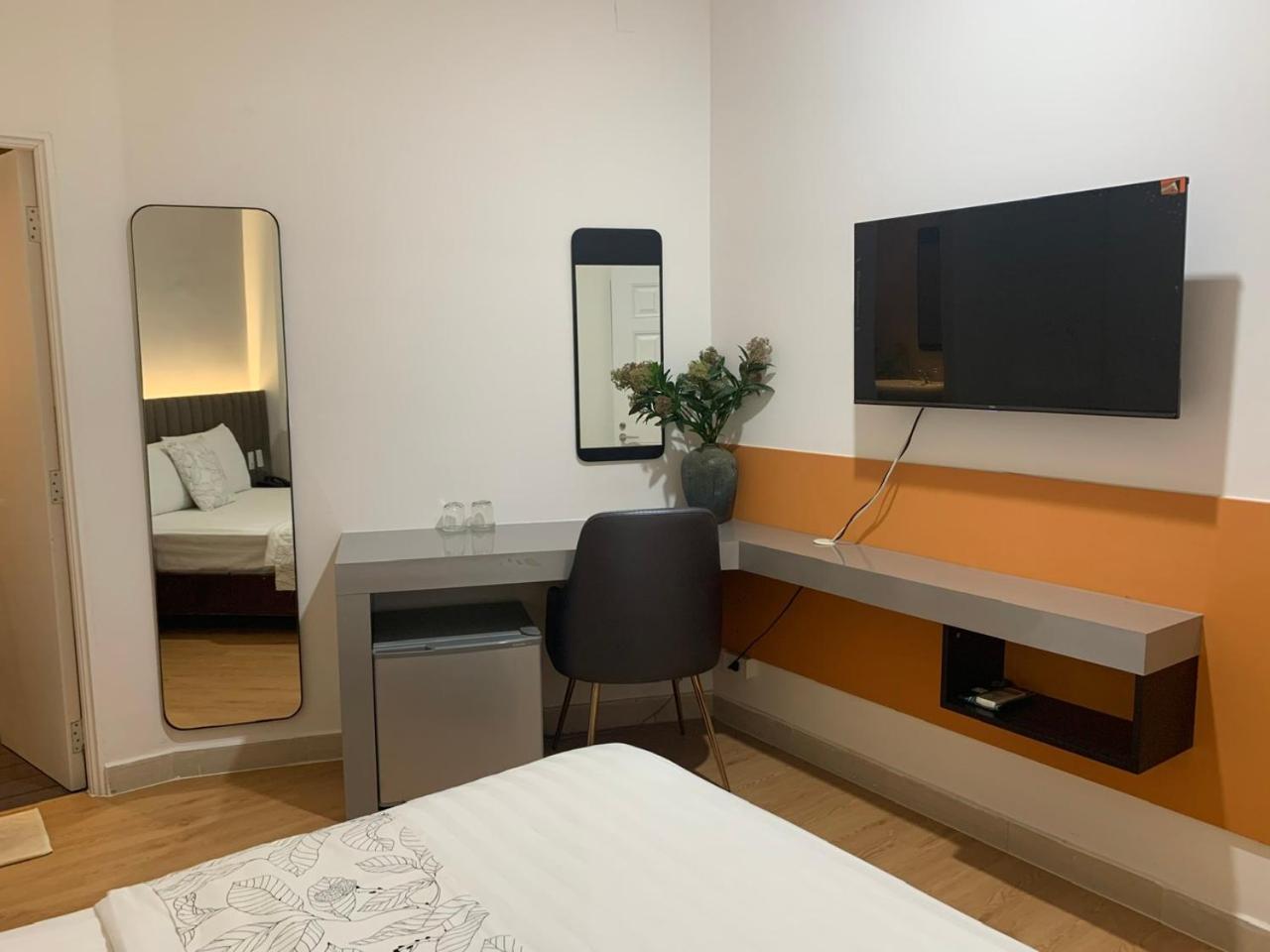 Trang An Hotel - 5 Minutes Landmark 81 Πόλη Χο Τσι Μινχ Εξωτερικό φωτογραφία
